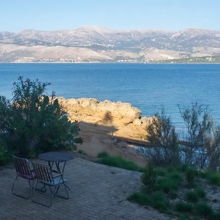 Sea Breeze Bliss Holiday home